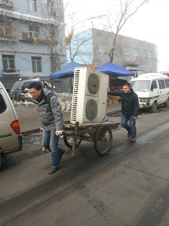 空调拆移机施工现场